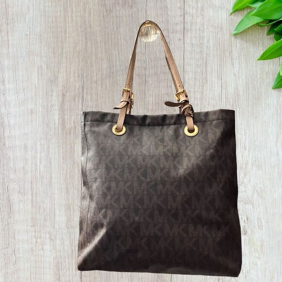 Michael Kors Large Carry-All / NWOT - Picture 3 of 9